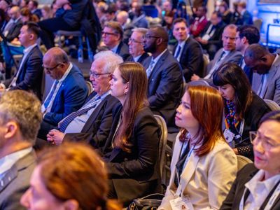 2025 12 03 Worldlng 394