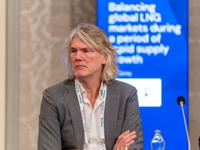 2025 12 04 Worldlng 564