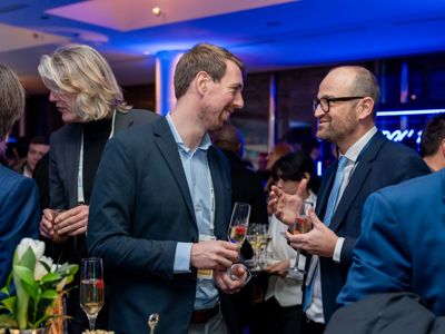 2025 12 03 Worldlng 1102