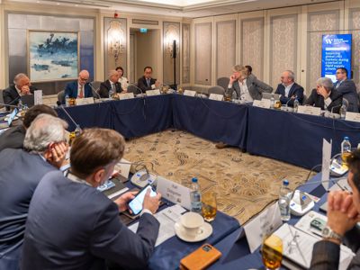 2025 12 04 Worldlng 542