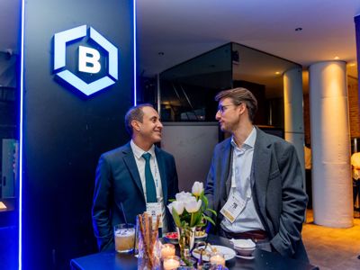 2025 12 03 Worldlng 1136