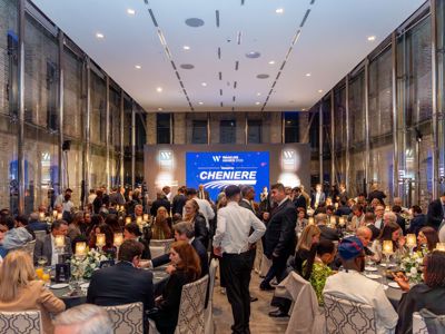 2025 12 03 Worldlng 1242