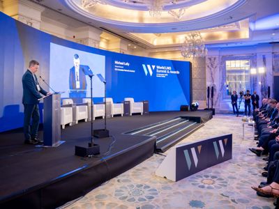 2025 12 03 Worldlng 203