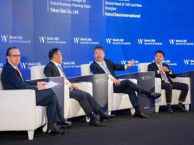 WORLD LNG WEB READY DAY 1 258