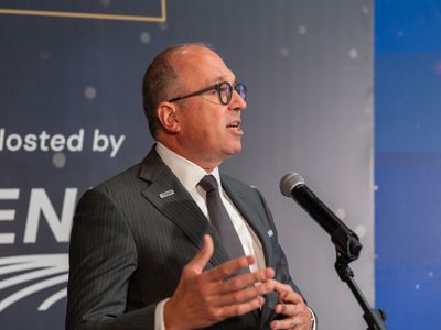 2025 12 03 Worldlng 1314