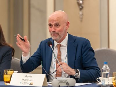 2025 12 04 Worldlng 987