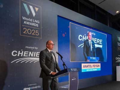 2025 12 03 Worldlng 1306