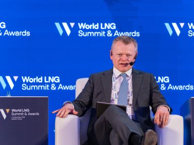 2025 12 04 Worldlng 1056