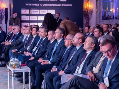 2025 12 03 Worldlng 32