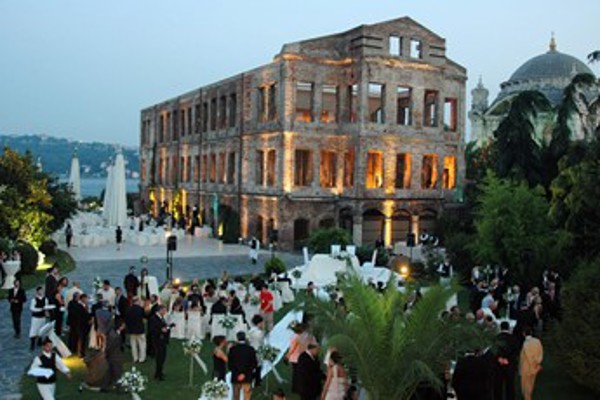 Esma Sultan Images 8