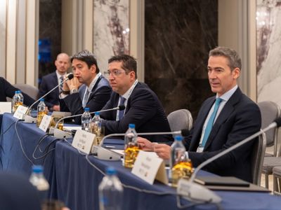 2025 12 04 Worldlng 318