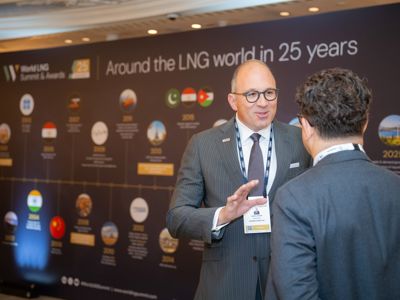 WORLD LNG WEB READY DAY 1 15