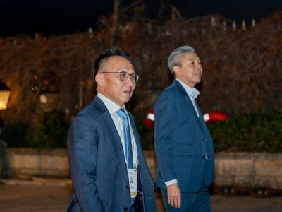 2025 12 03 Worldlng 1062