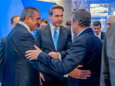 2025 12 03 Worldlng 300