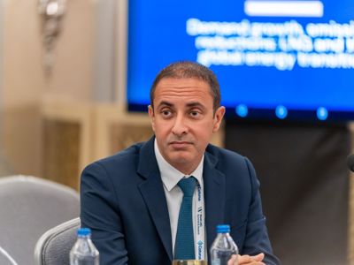 2025 12 04 Worldlng 1001