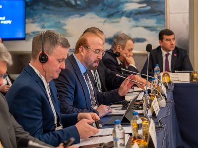 2025 12 03 Worldlng 678