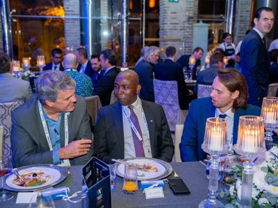 2025 12 03 Worldlng 1343