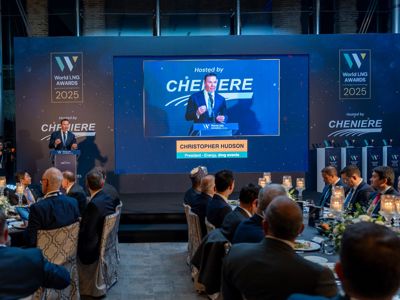 2025 12 03 Worldlng 1272