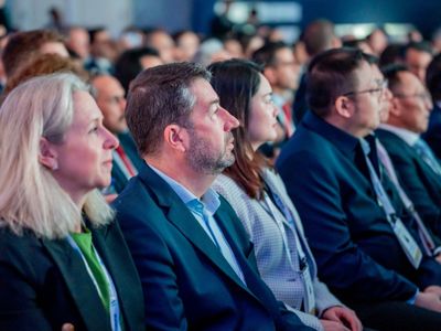 2025 12 03 Worldlng 162