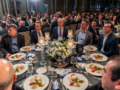 2025 12 03 Worldlng 1268