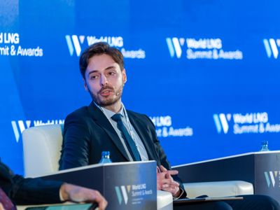 2025 12 05 Worldlng 300