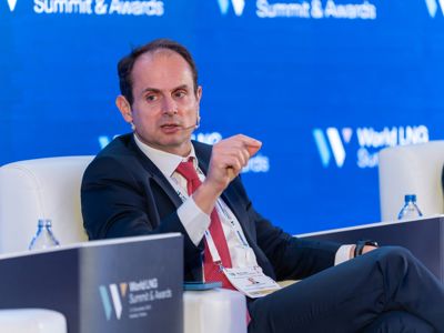 2025 12 04 Worldlng 952