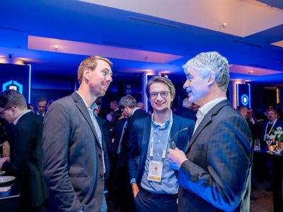 2025 12 03 Worldlng 1202