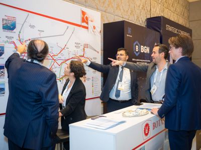 WORLD LNG WEB READY DAY 1 295