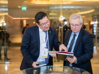 WORLD LNG WEB READY DAY 1 999